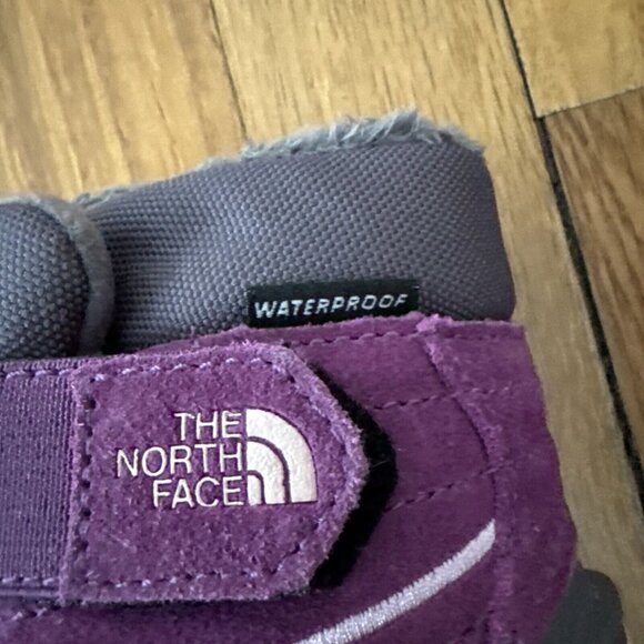 The North Face Kids' Violet and Gray Boots - Picture 6 of 8
